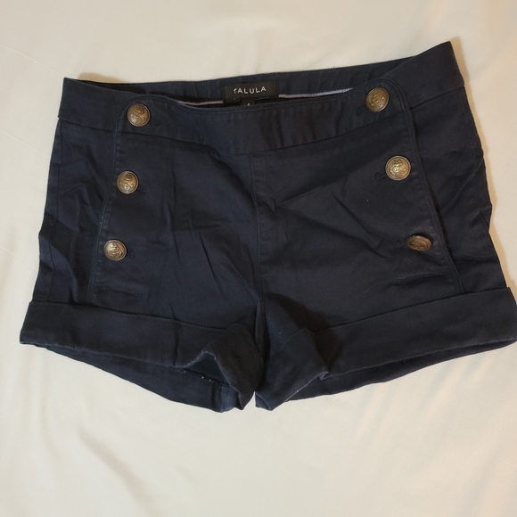 Aritzia Talula Nautical Navy Blue Button Up Shorts - Picture 4 of 12